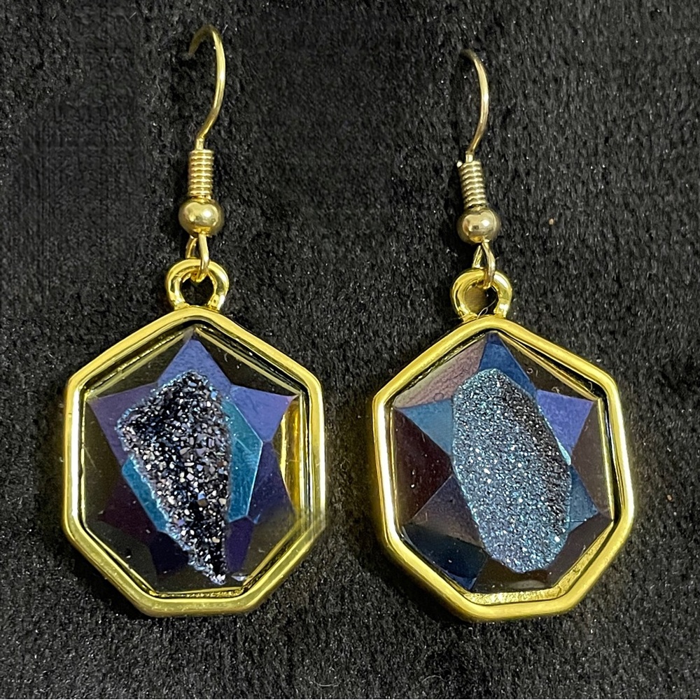 EUC  - Blue Stone Pierced Earrings in Gold Tone
